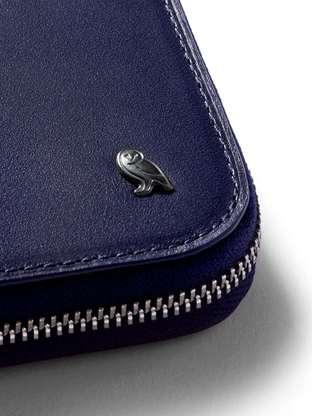 Bellroy Zip Wallet Navy RFID