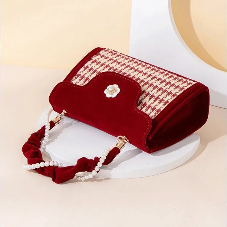 Cute Red & White Minimalist Simple Slick Houndstooth Luxury Handheld Wraparound Pearls Strap Handle Velvet Handbag for Women, Shoulder Bag