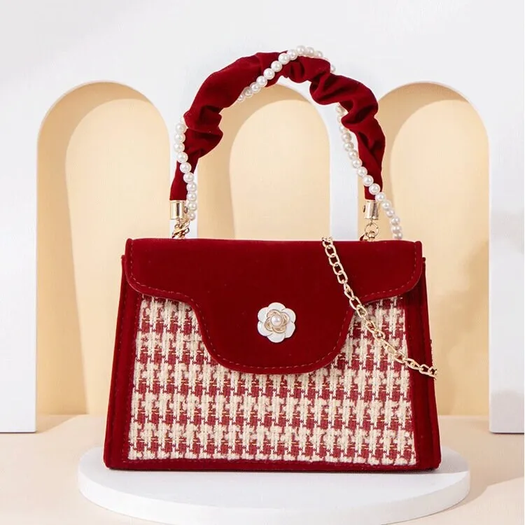 Cute Red & White Minimalist Simple Slick Houndstooth Luxury Handheld Wraparound Pearls Strap Handle Velvet Handbag for Women, Shoulder Bag