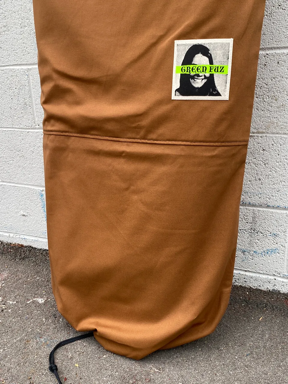 Green Fuz | Brown Bag - Mid/Round Canvas Board Bag | 8'0