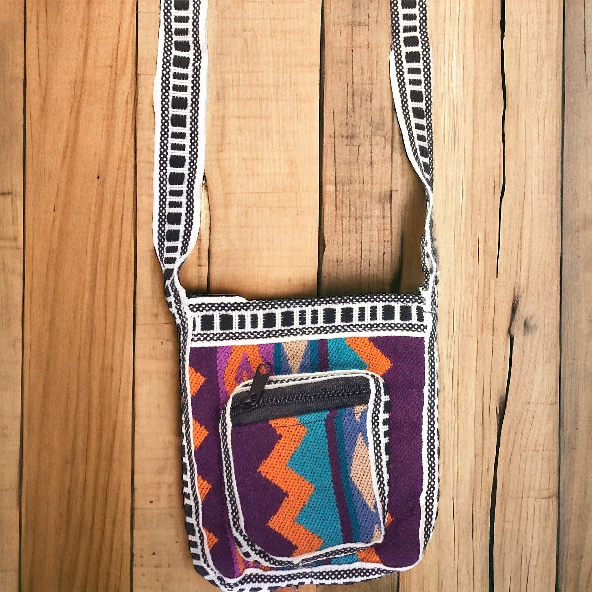 Handmade Crossbody Bag (2)