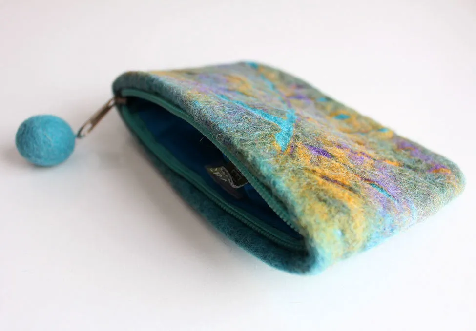 Leaf Pattern Zipper Felt Coin Purse