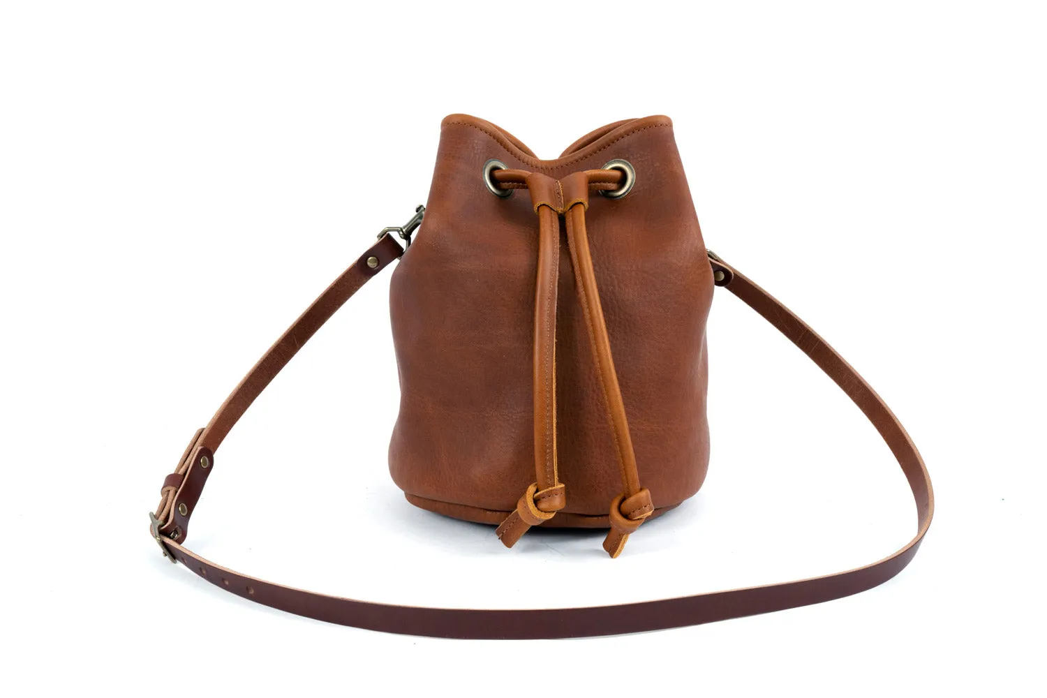 LEATHER BUCKET BAG - LARGE - RAVEN