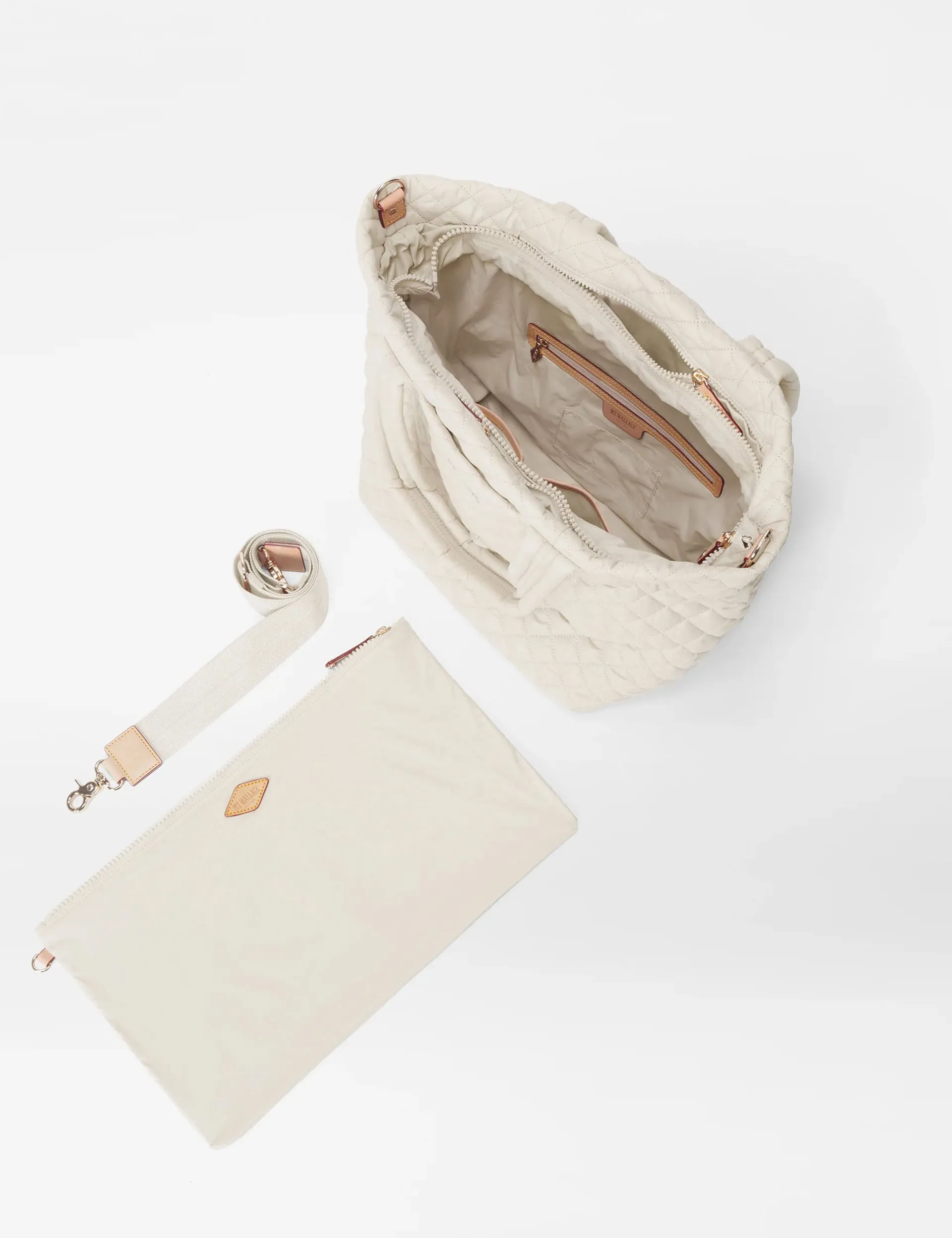 Medium Metro Tote Deluxe - Sandshell