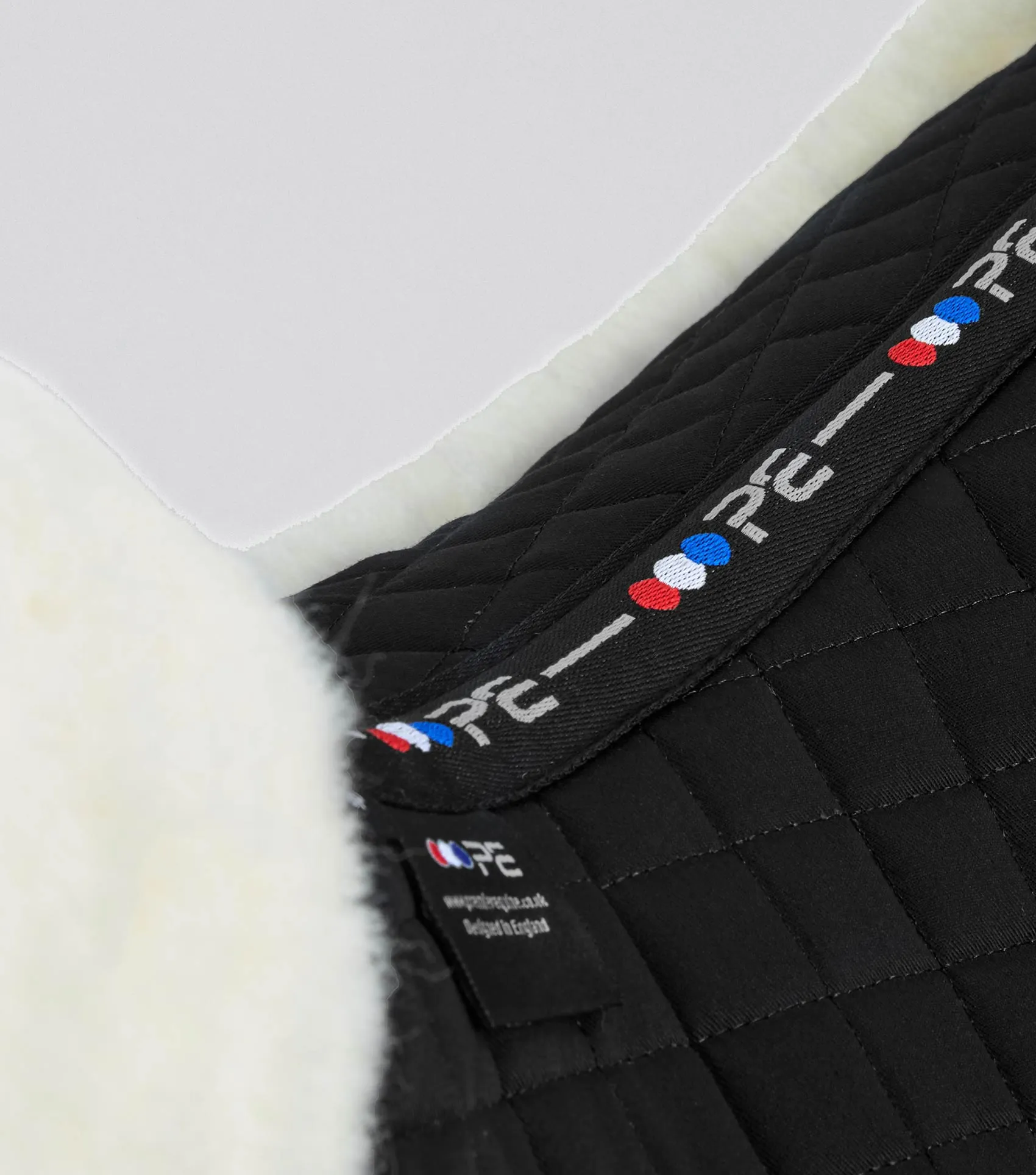 Merino Wool Saddle Pad - GP/Jump Numnah Black/Natural Wool