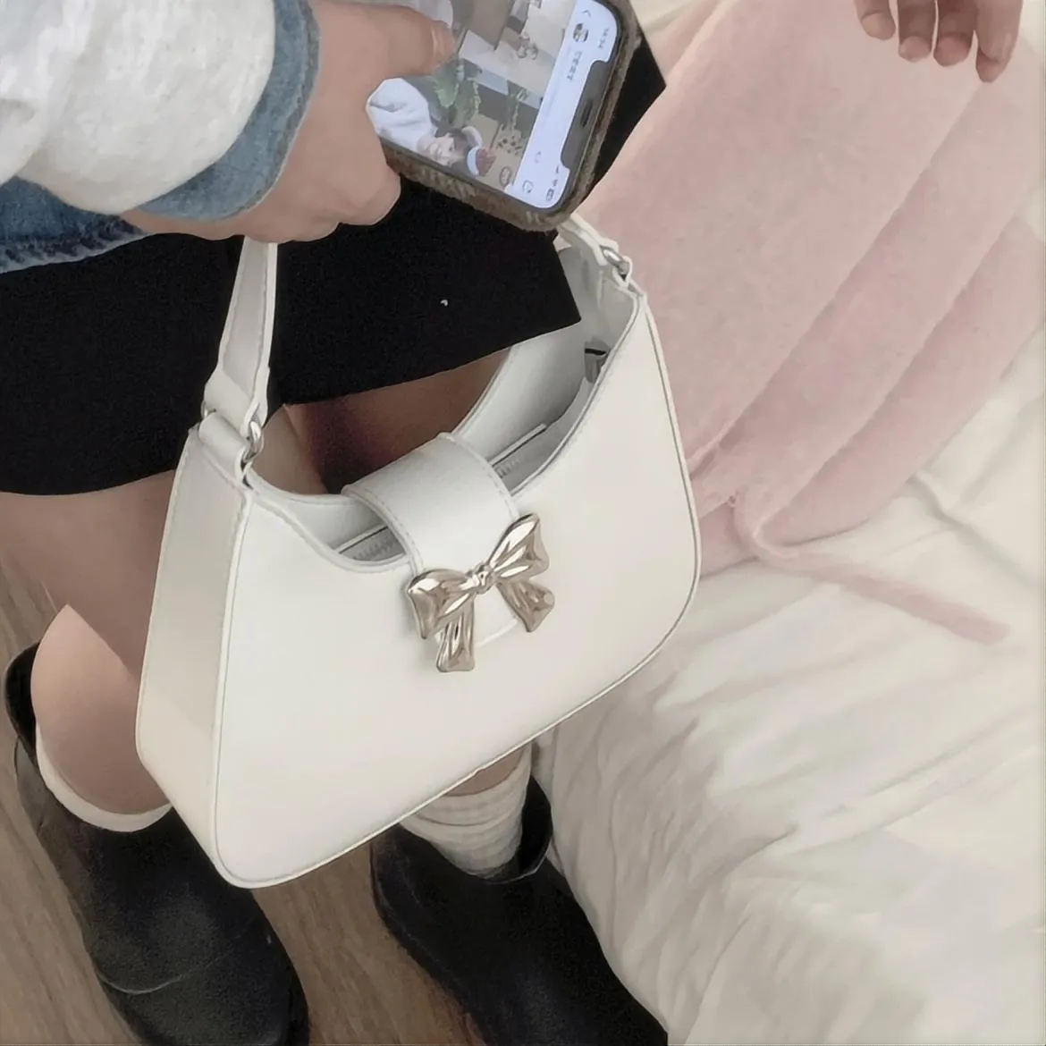 Sweet Bowknot Leather Crossbody Bag