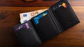 The Peek Note Wallet by Gerard Kearney