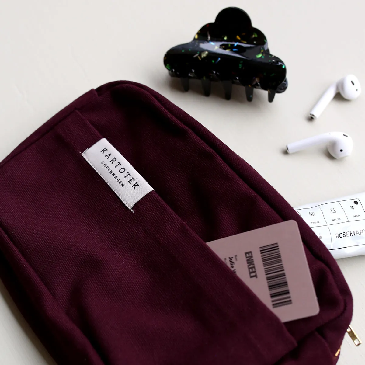 UTILITY BAG // BORDEAUX