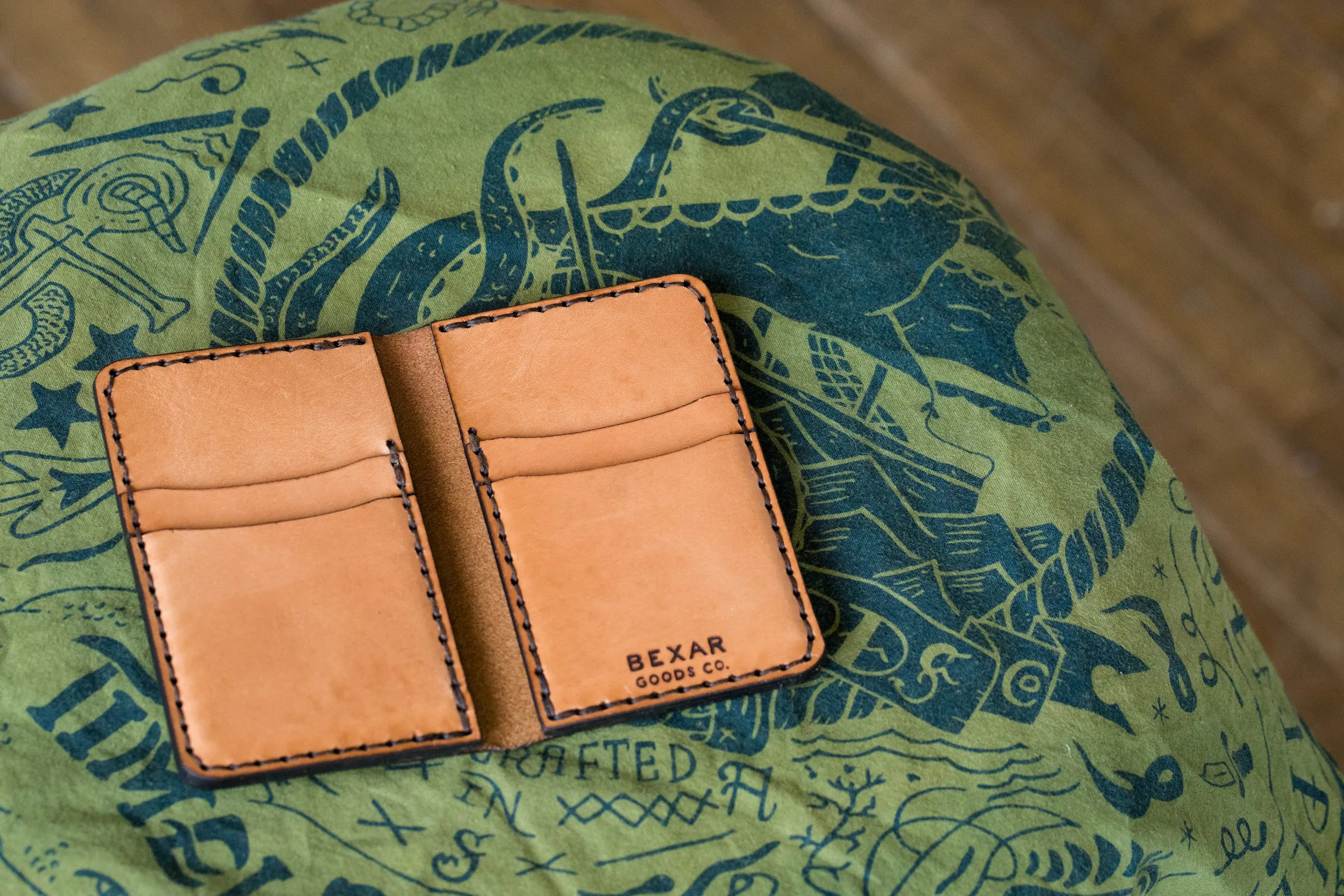 Vertical Wallet // Russet